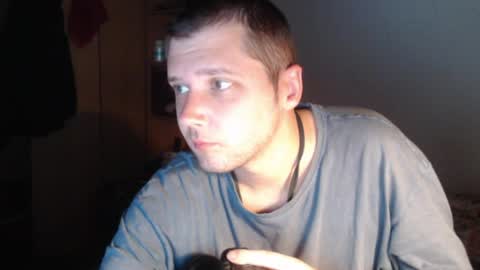 Snapshot of littlealien7 chatting on 04.16.26 littlealien7 online show from 04.16.26