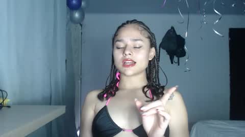 Snapshot of littlecheerry69 chatting on 11.25.25 littlecheerry69 online show from 11.25.25