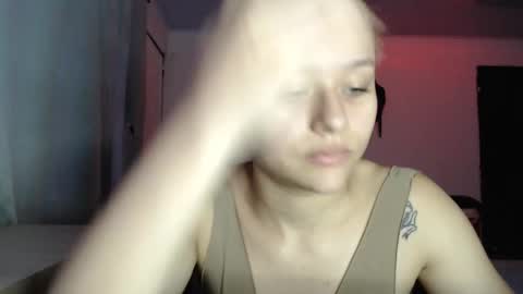 Snapshot of littlecheerry69 chatting on 12.05.25 littlecheerry69 online show from 12.05.25