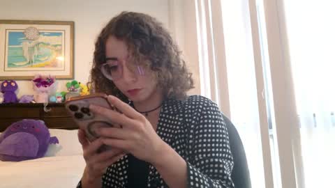 littledeathtrap online show from 04.09.26