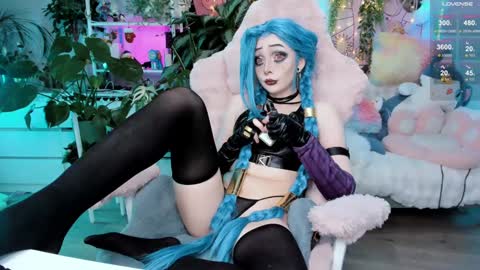 Snapshot of littleflufflepuff chatting on 02.08.25 Riza Riri Puff online show from 02.08.25