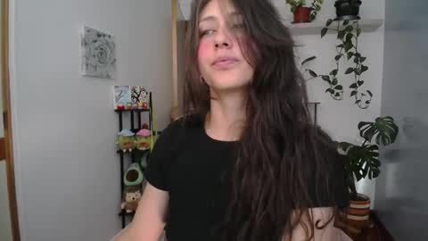 Snapshot of littlelaksmi chatting on 05.28.26 Laksmi online show from 05.28.26