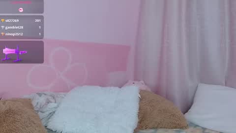 Snapshot of littlemelodii18 chatting on 03.12.25 MELODY online show from 03.12.25