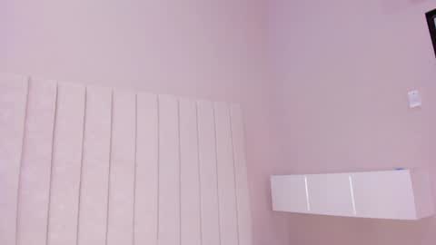 im olivia IG littleolivia01 online show from 01.28.25