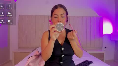 im olivia IG littleolivia01 online show from 01.16.26