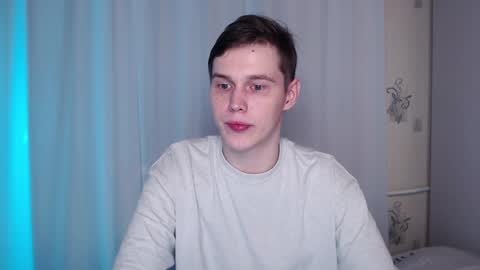 Snapshot of littlesadcabbage chatting on 12.23.24 Sonnenschein online show from 12.23.24