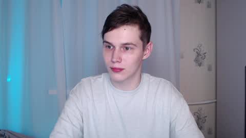 Snapshot of littlesadcabbage chatting on 12.24.24 Sonnenschein online show from 12.24.24