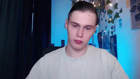 Snapshot of littlesadcabbage chatting on 10.30.25 Sonnenschein online show from 10.30.25