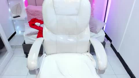  sofii  online show from 11.07.25