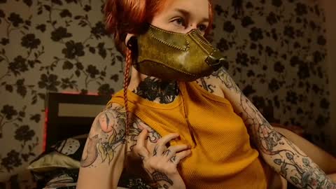 Niki  free tg channel with some photos gifs and info about streams  online show from 01.31.25