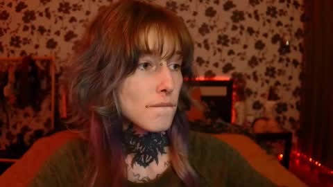 Niki  free tg channel with some photos gifs and info about streams  online show from 09.13.25