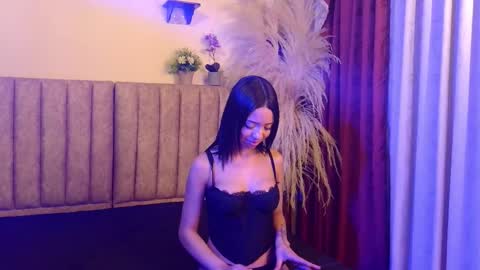 Snapshot of littlestar_sm chatting on 11.24.25 littlestar_sm online show from 11.24.25