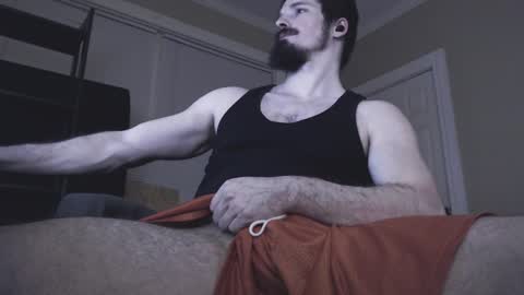 Snapshot of littlesumthinsumthin chatting on 02.04.25 Alex or LSS online show from 02.04.25