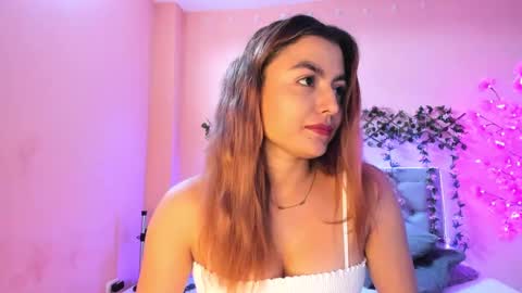 Snapshot of littletammy4u_ chatting on 09.11.25 tammy online show from 09.11.25