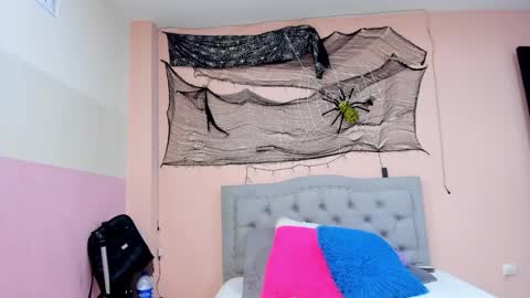 Snapshot of littletammy4u_ chatting on 10.28.25 tammy online show from 10.28.25