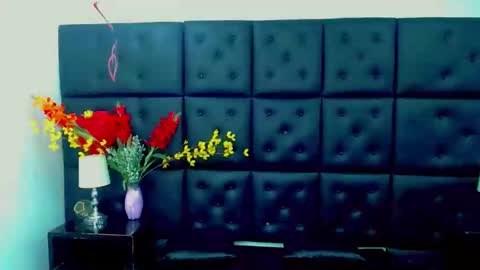 littletommy01 online show from 02.20.25