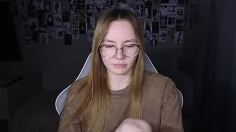 Snapshot of littlevildevil chatting on 05.25.26 Eliana online show from 05.25.26
