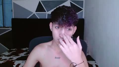 Snapshot of littlextrem chatting on 01.07.25 Eros online show from 01.07.25