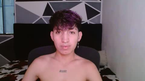 Snapshot of littlextrem chatting on 01.07.25 Eros online show from 01.07.25