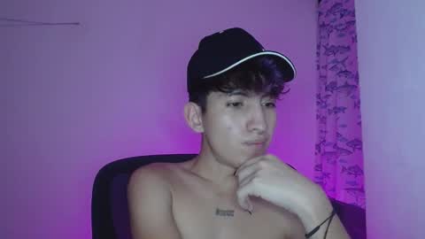 Snapshot of littlextrem chatting on 01.30.25 Eros online show from 01.30.25