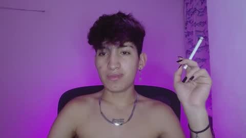 Snapshot of littlextrem chatting on 02.01.25 Eros online show from 02.01.25