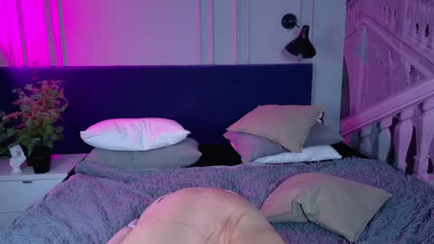 Snapshot of liv_fay chatting on 01.25.25 Liv 3 online show from 01.25.25