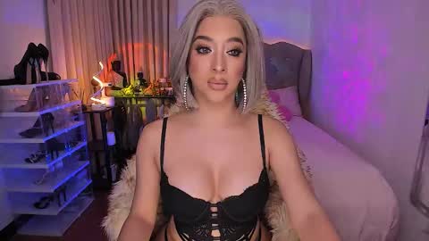 Snapshot of livecumayumi chatting on 11.03.25 Goddess Ayumi online show from 11.03.25