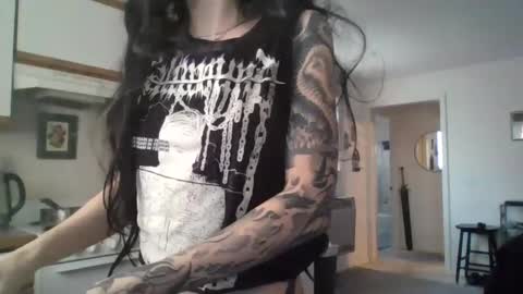 Liv Mirage online show from 02.14.25