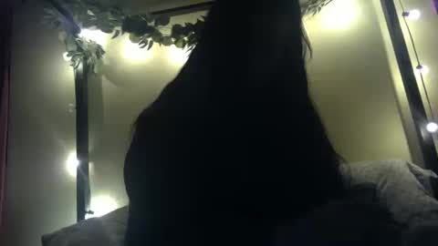 Liv Mirage online show from 10.19.25