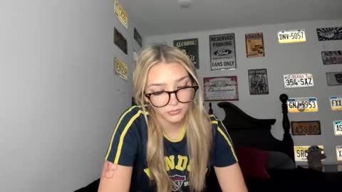 Livvy online show from 11.19.25