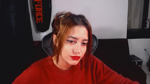 Snapshot of liz_beths chatting on 10.08.25 Elizabeth online show from 10.08.25