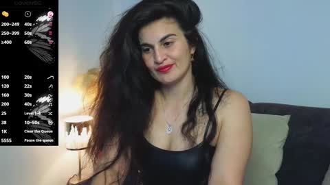 liz online show from 12.26.24