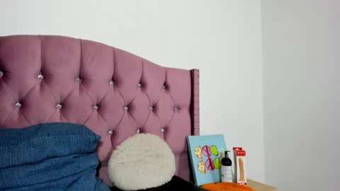 liz_grettel online show from 04.16.26