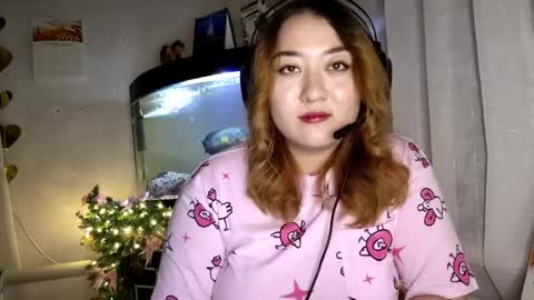 Snapshot of lizabethkimbal chatting on 03.23.26 Molly online show from 03.23.26