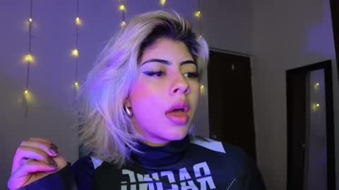 Lizeth online show from 02.11.25