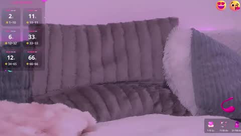 Snapshot of lizasunshine__ chatting on 10.10.25 lizasunshine__ online show from 10.10.25