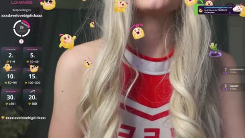 Snapshot of lizbethcoll chatting on 01.09.25 Sunnheart online show from 01.09.25