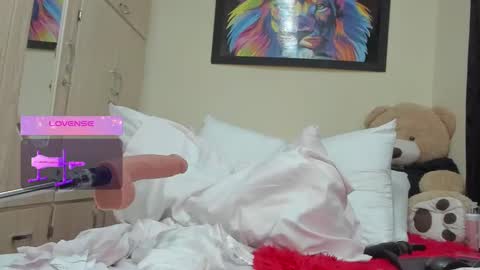 Mariana online show from 12.02.24