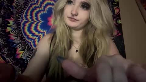 Lizz  online show from 03.04.25