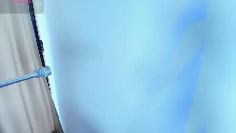 Lizz  online show from 10.15.25