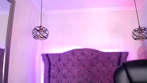 Lizza jones online show from 04.18.26