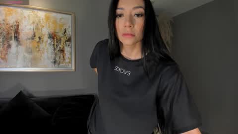 Lizzi  online show from 03.20.26