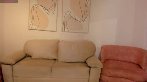 Lizzi  online show from 03.29.26