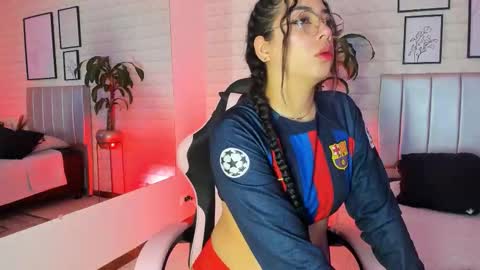  Lizzie  online show from 02.13.26