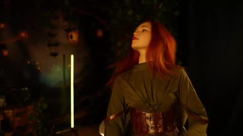 Elizabeth online show from 11.05.25