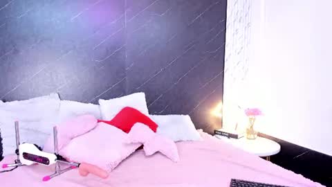 I am Lizz online show from 07.24.26
