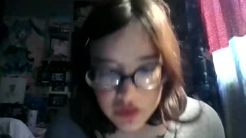 lizzy_bear online show from 05.16.26
