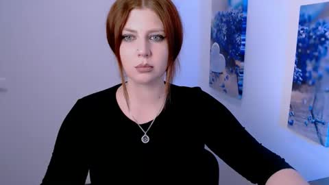 Snapshot of lizzy_koul chatting on 11.07.25 Lizzy3 online show from 11.07.25