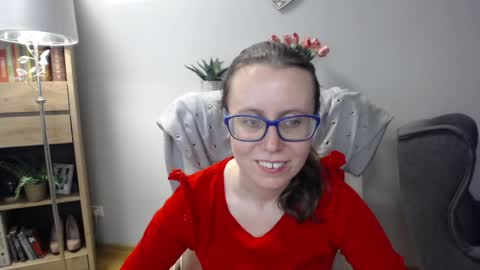 Lizzy online show from 04.13.26