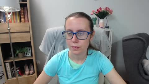 Snapshot of lizzy_sparkle chatting on 06.09.26 Lizzy online show from 06.09.26